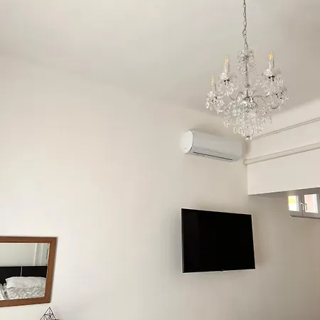 Koren فيلة Akaszto